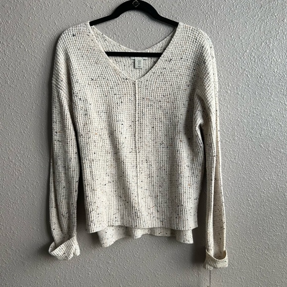 NWT Ruby‎ Moon speckled v-neck pullover cream sweater - Picture 1 of 9